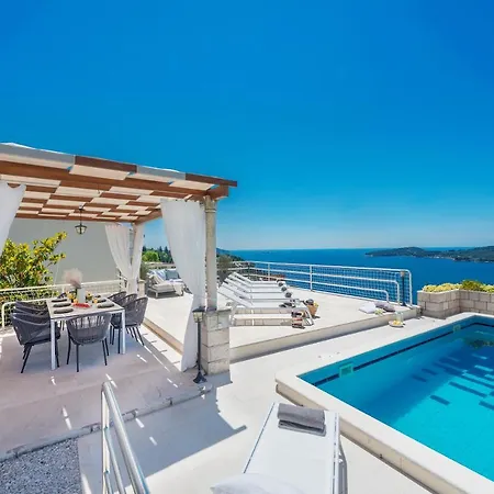 Magnolia Villa